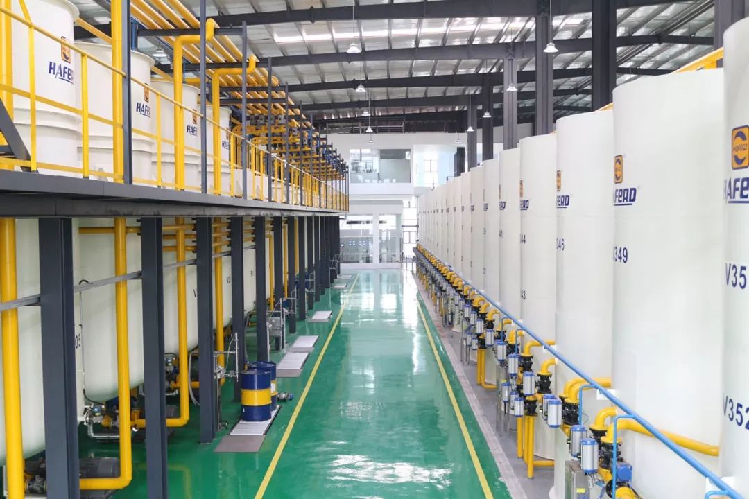 哈弗潤滑油 十年專注鑄就信賴，智慧4.0工廠為卓越品牌保駕護航